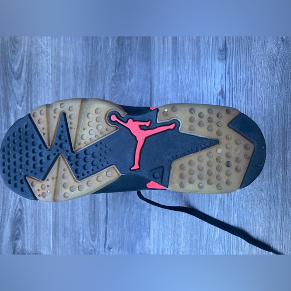 Used Jordan Retro 6 infrared - Picture 4 of 7